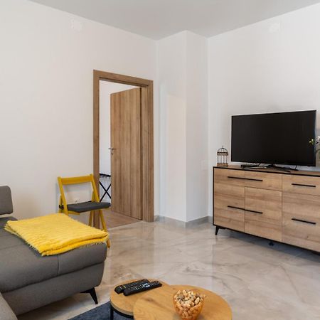 Apartman Jabuka Karlovac Buitenkant foto